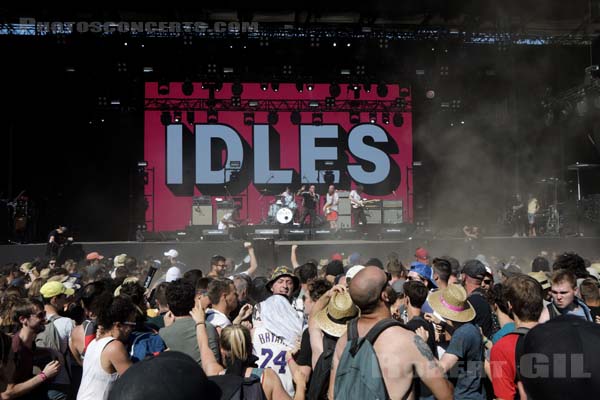 IDLES - 2019-07-06 - HEROUVILLE SAINT CLAIR - Chateau de Beauregard - Scene Beauregard - 